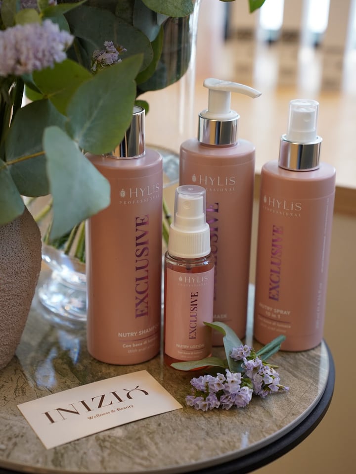 Hylis professional Headspa products at INIZIO